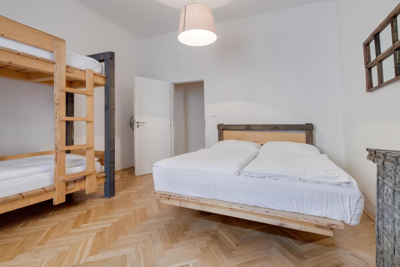 Curiosity Apartments Prága Kültér fotó