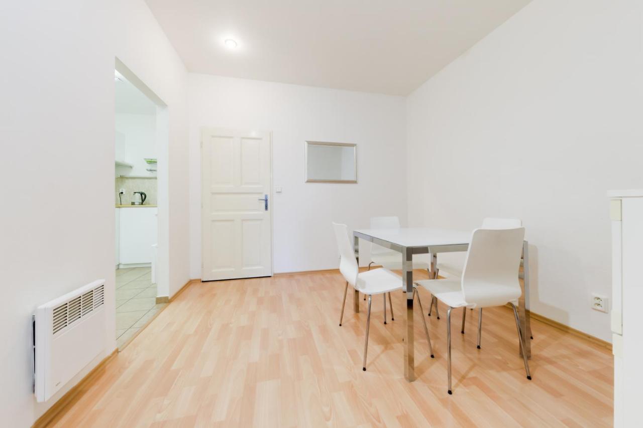 Curiosity Apartments Prága Kültér fotó
