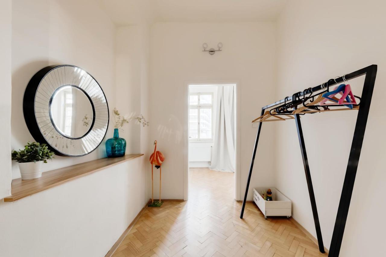 Curiosity Apartments Prága Kültér fotó